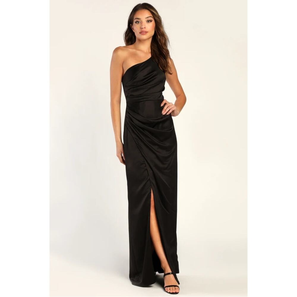 NWOT Lulus Dreaming of Elegance Black Satin One-Shoulder Maxi Dress Wedding Sz L
